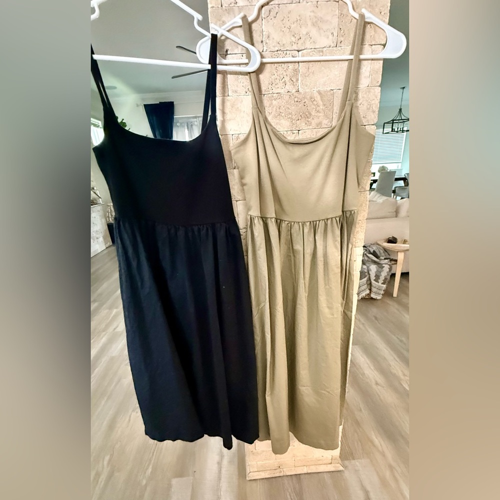 Old Navy Fit and Flare Combination Midi Dress in  Midnight Black & Birch Leaf
